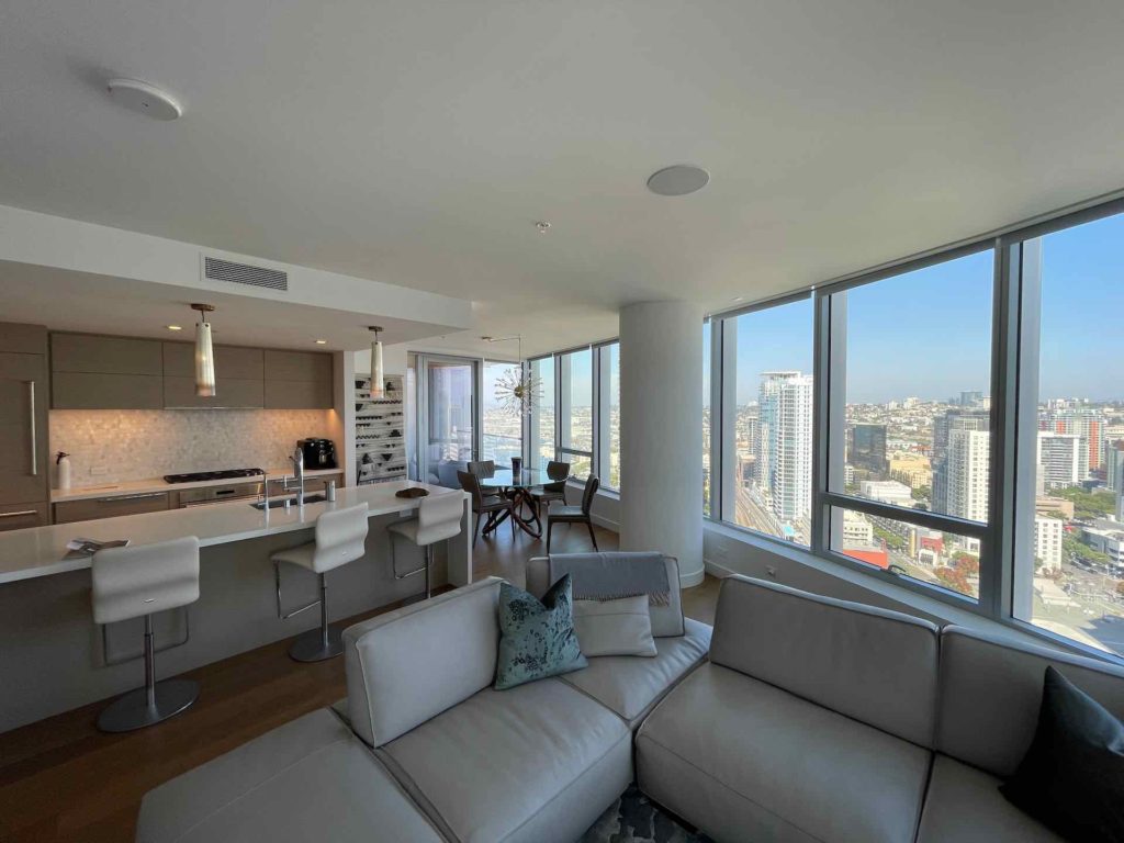 Pacific-Gate-3005-San-Diego-Condo-1