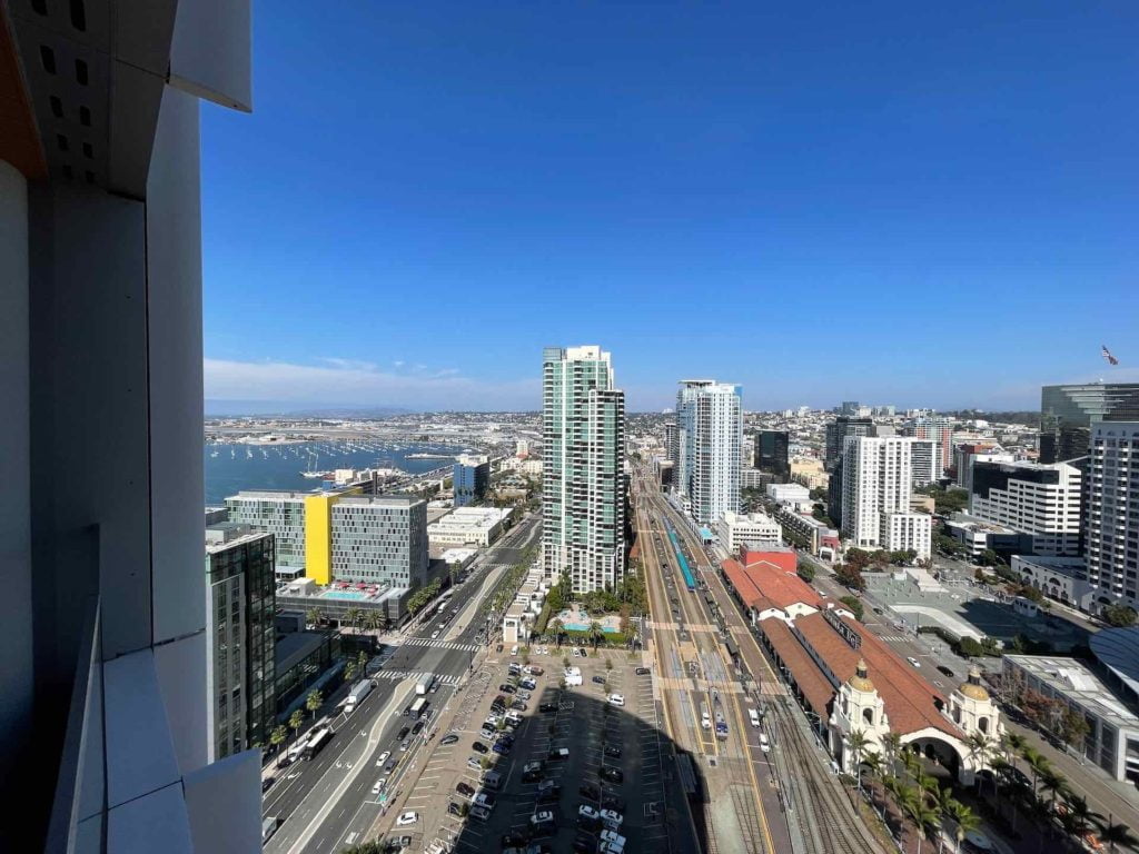 Pacific-Gate-3005-San-Diego-Condo-5