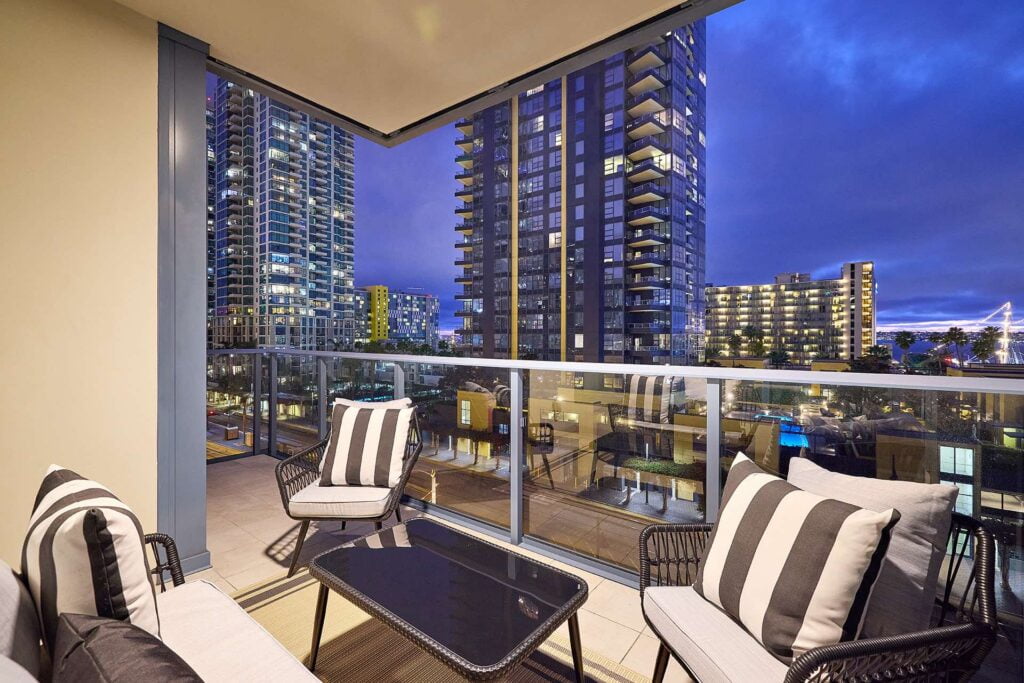 015 Balcony SW night