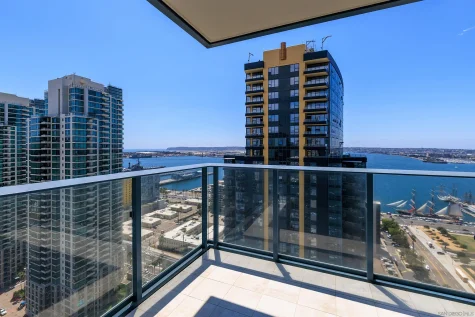 Savina 2806 condo-10