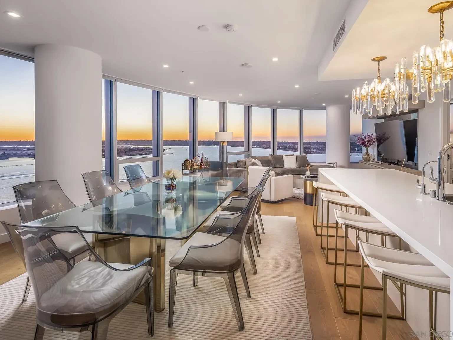 Residence 3102 at Pacific Gate in downtown San Diego