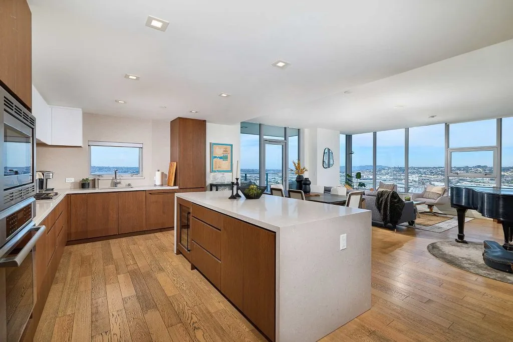 011-savina-2901-san-diego-condo-residence